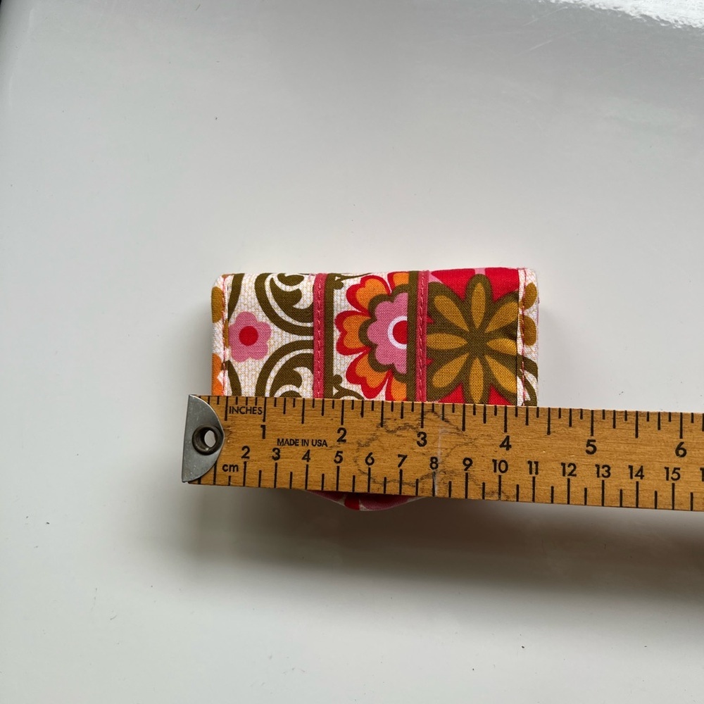 Vera Bradley Card Holder Folkloric Magnetic Close Wallet Floral Colorful Pink - Picture 4 of 5